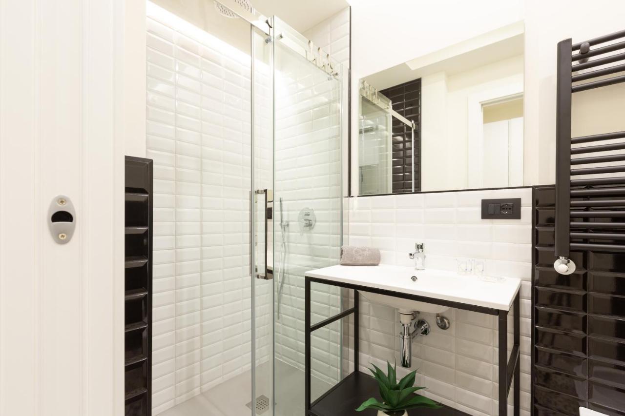 Pay60 -Crescenzago- Luxury Yellow House 米兰 外观 照片