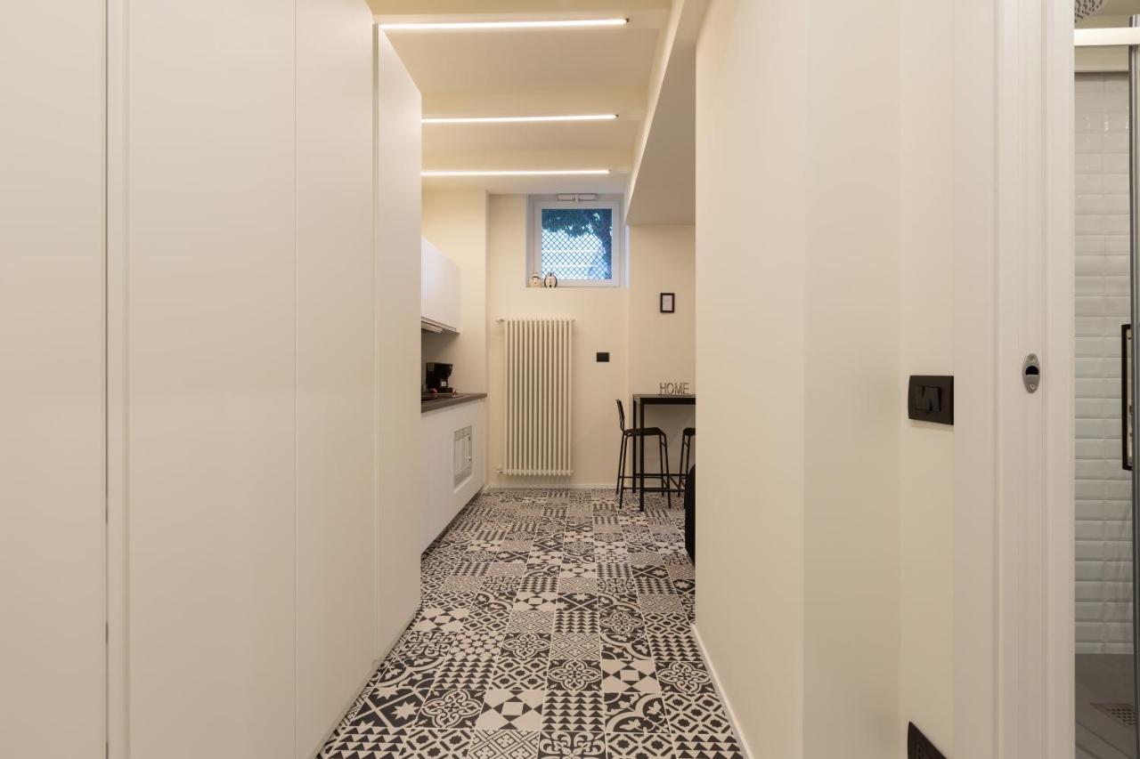 Pay60 -Crescenzago- Luxury Yellow House 米兰 外观 照片