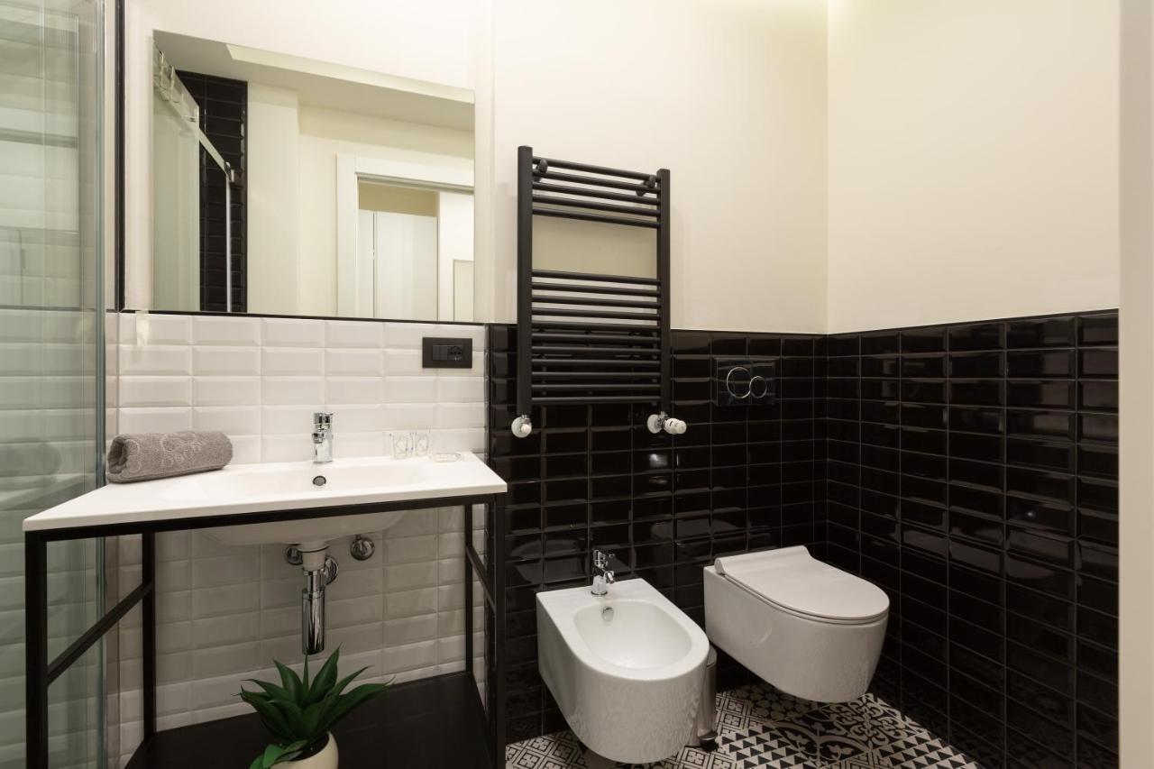 Pay60 -Crescenzago- Luxury Yellow House 米兰 外观 照片