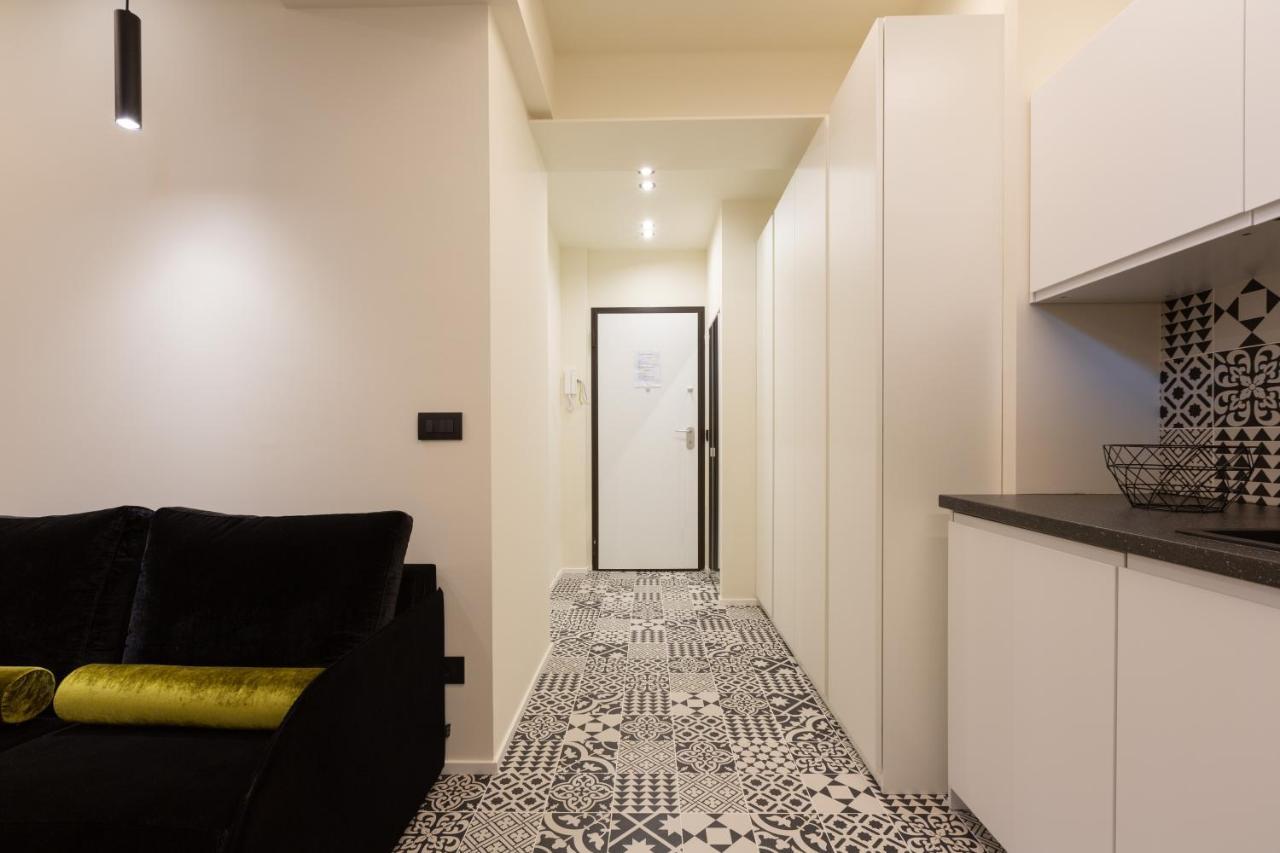 Pay60 -Crescenzago- Luxury Yellow House 米兰 外观 照片